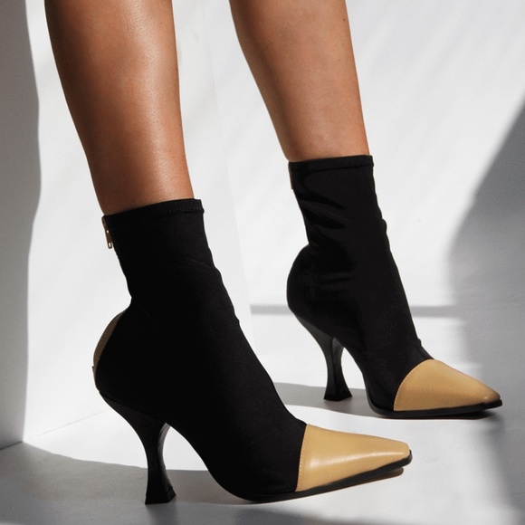 Tony Bianco Shoes - Tony Bianco Stretch Khan Black Sz 8 Ankle Bootie